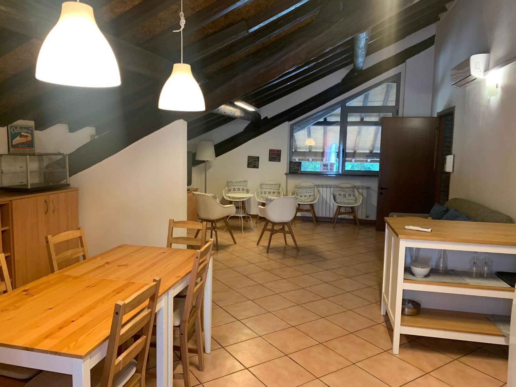 Hostal Cascina Bellaria *